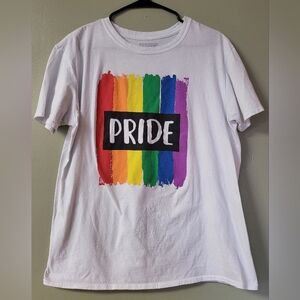 Pride T-shirt 100% Cotton. Size Large